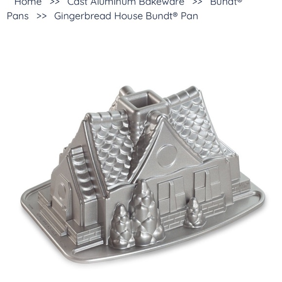 Nordic Ware Gingerbread House Bundt® Pan 9 Cup - Picture 1 of 16